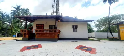 Coastal Hideout Family Cottages - Malpe Beach Отели в г. 