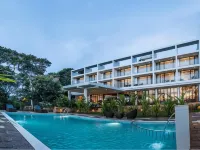 Wild Avenue Resort & Spa - Pools