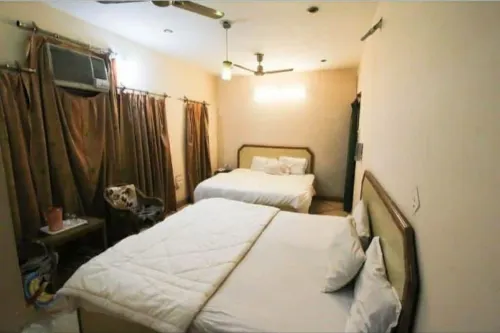 Narayani Guest House by Grb