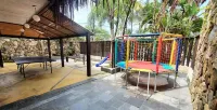Juquehy Sea Front Condominium 62: best location on the beach