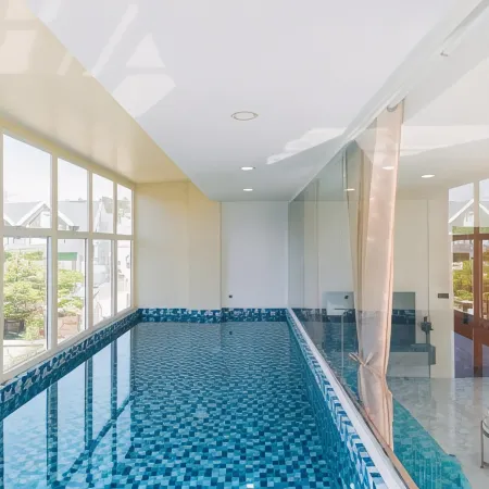 Quy Tai Premium Hotel
