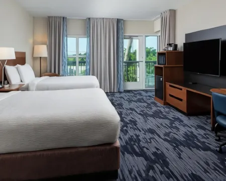 Fairfield Inn & Suites Destin Hotels in Destin