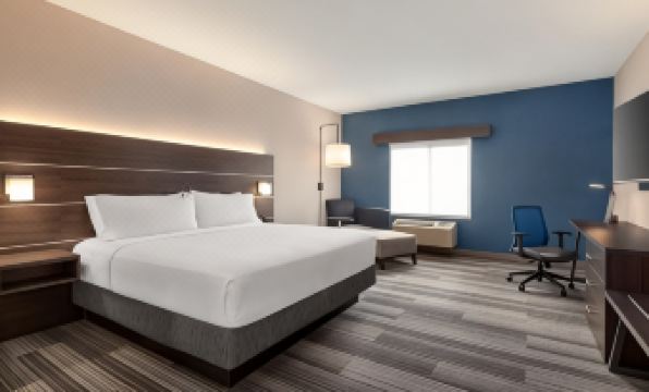 Holiday Inn Express & Suites DENVER AIRPORT by IHG