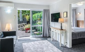 Dunrovin Motel