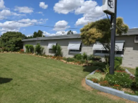 Kaputar Motel Hotels in Narrabri