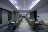 Golden Tulip Dammam Corniche Hotel - Ocean View