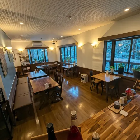 White Tree Lodge Madarao Tangram