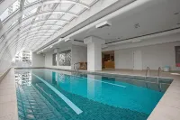 Qoya Hotel Curitiba, Curio Collection by Hilton