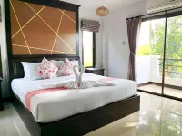 Rittiboon Vintage Hotel Hotels in Phrae
