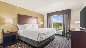 Cobblestone Hotel & Suites - Foley