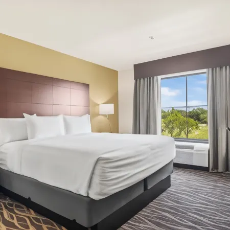 Cobblestone Hotel & Suites - Foley