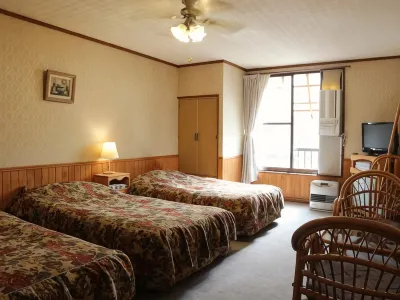 Pension Eden Hotels near Yamba Ohashi Bridge