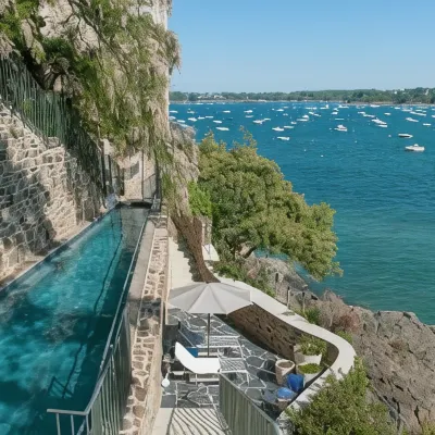 Castelbrac Hotel & Spa Hotels near Cale de Dinan Ferry