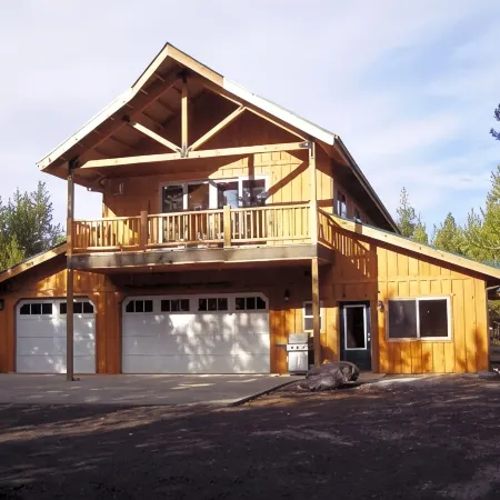 DiamondStone Guest Lodges
