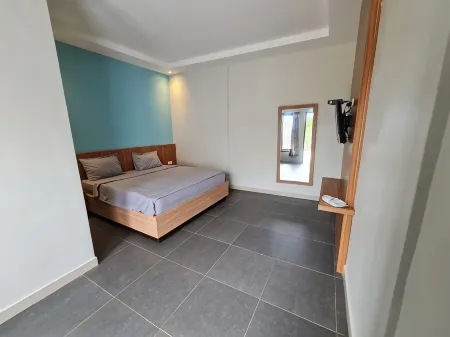 Panda Guest House Merauke Отели рядом с достопримечательностью «MONUMEN KAPSUL WAKTU»