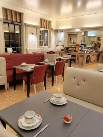 Best Western Central Hotel, Tours