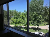 Boulder University Inn