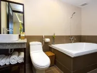 Hoi An Beachfront Hotel