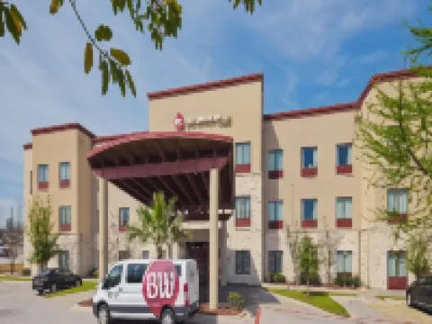 Best Western Plus Austin Airport Inn  Suites Hotels in Austin