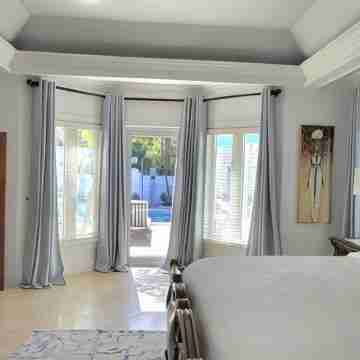 Serenity Luxury Villa - Private Pool, AC & Wi-Fi - Just Steps from the Beach Rooms