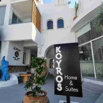 Kouros Home & Suites Hotel Exterior