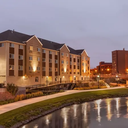 Country Inn & Suites by Radisson, Sioux Falls, SD