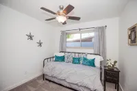 LUXURY Living 3