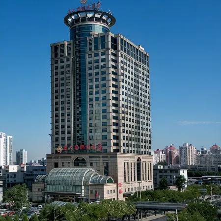 Celebrity International Grand Hotel(Bird's Nest · China Science and Technology Museum Branch) Отели рядом с достопримечательностью «Станция Olympic Green»