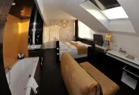 Alma Boutique-Hotel - breakfast