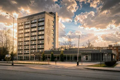 Hotel Gostinitsa Glazov Hotel di 