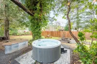 Beaver Pines: Tiny Home Getaway - Balkoner