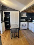 Cambria Cute Cottage with Private Deck