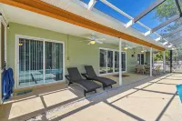 Heated Pool. 3-bedroom house 6.5 miles to honeymoon Island