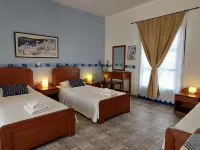 Aegean Star Hotel Hotels in Folegandros