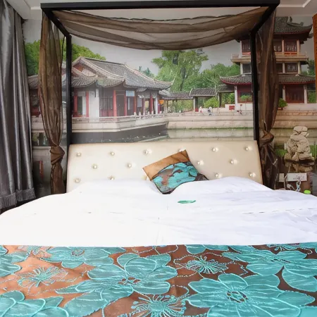 Baiqing Elegant Business Hotel (Anshan Station Yongle Park Branch)