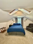 The Blue Haven Getaway, with Window AC Units in the Summer. - Wi-Fi