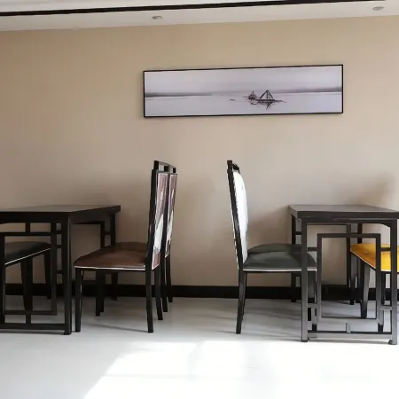 Xinhai Hotel Zhecheng