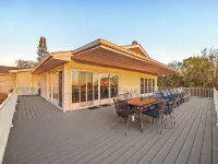 Panoramic Lake View Retreat with Firepit! Centrally Located on Wine Trail! Hotels in Yates County
