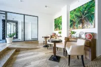 JI Hotel - 3-Star