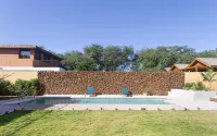 Aerys Village - Pools