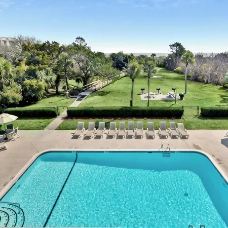 Oceanfront Condo - Private Boardwalk - Pool & Balcony
