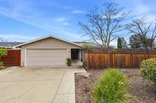 Dreamy Luxe Pool Retreat - 3BR in Urban Campbell