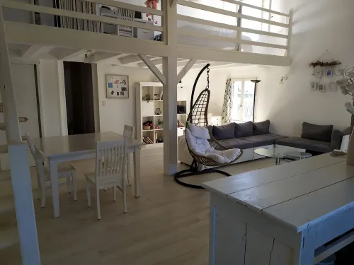 Cosy house close to beaches and shops. garden, above-ground pool, terrace - 2-Star