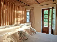 Living according to Nature, with comforts, 2 steps from the center & the highway