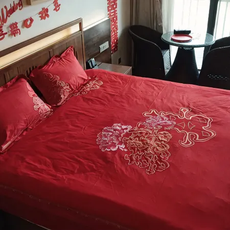 Shanshui wutong Wooden House Villa in Pingjiang County