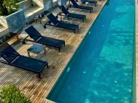 Inchantreedoopool Hotels near Sutjai