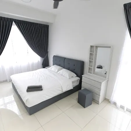 Newly Renovated 3Bedroom Vacation Home 6-8pax