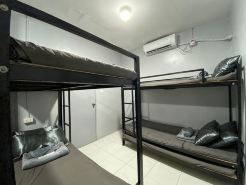 Modern Interior | 5 min from Airport | Karaoke