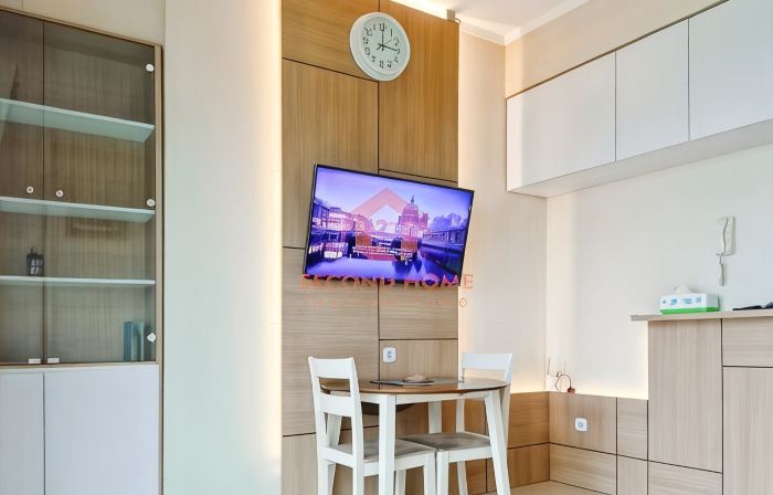 Marbella 2BR Apt w/ Pool & Wi-Fi