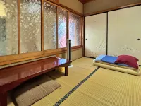 Koyado Namiji - Pensions